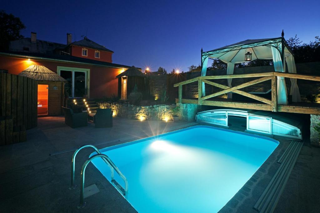 ליברץ Pytloun Wellness Travel Hotel מראה חיצוני תמונה